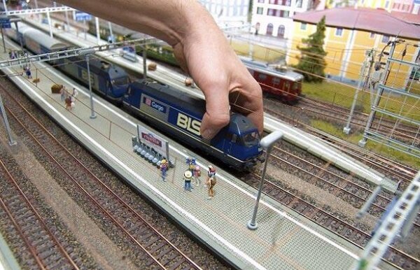 model-train_1371781i.jpg
